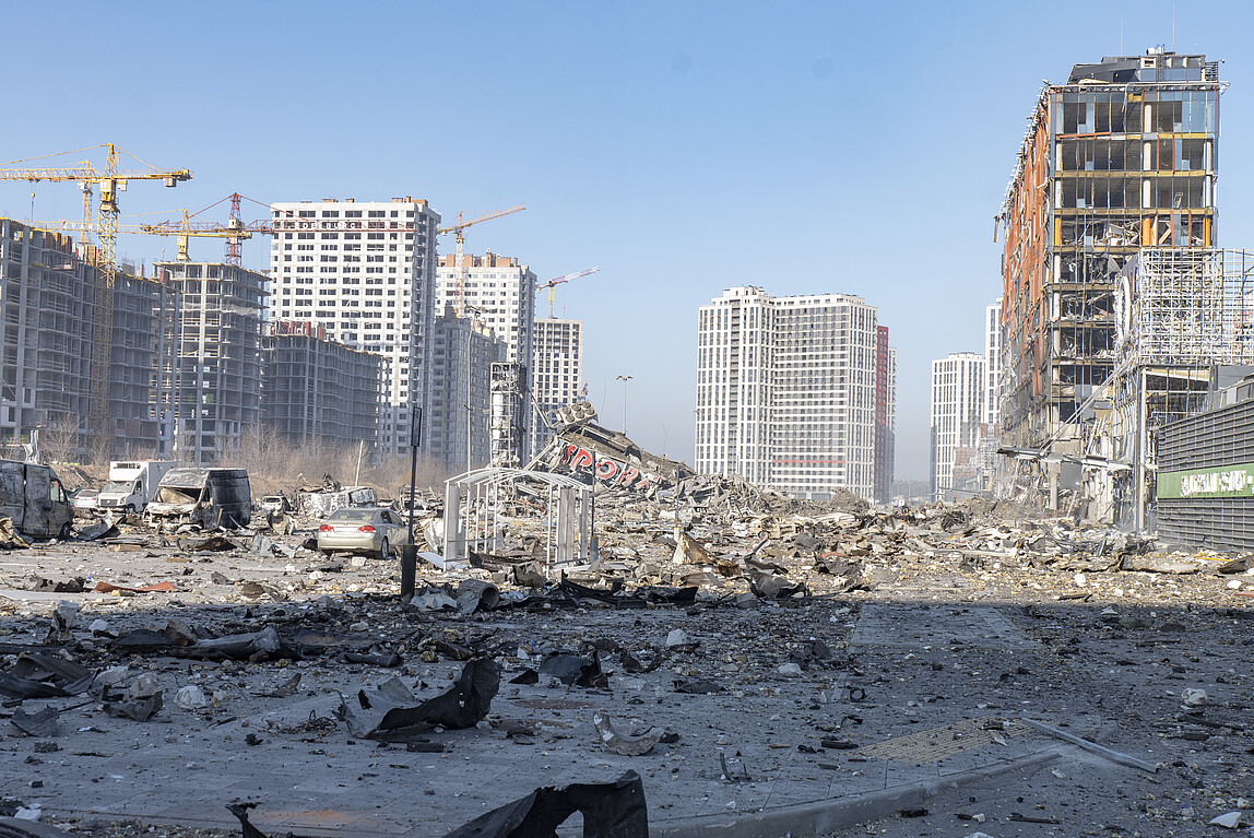 Viele zerstörte Gebäude in der Ukraine.
